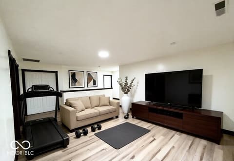 Living room at 3310 Gainesville Court, Indianapolis, IN
