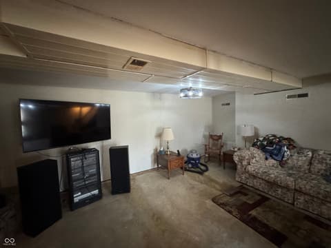Photo of 10090 N State Road 75 Highway, North Salem, IN