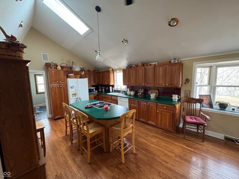 Photo of 10090 N State Road 75 Highway, North Salem, IN