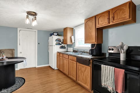 Photo of 2815 S Roena Street, Indianapolis, IN