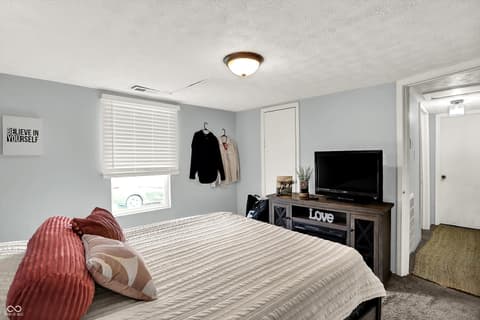 Photo of 2815 S Roena Street, Indianapolis, IN