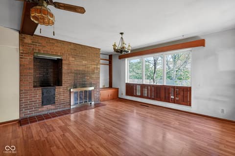 Family room at 21 Blairsden Avenue, Carmel, IN