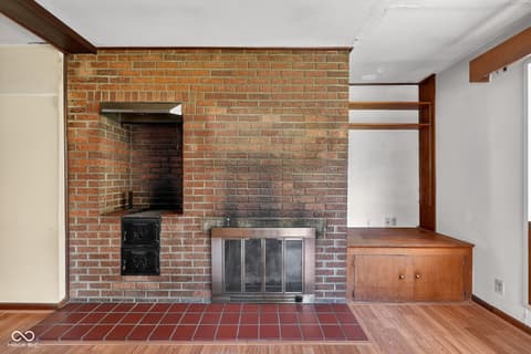 Family room at 21 Blairsden Avenue, Carmel, IN