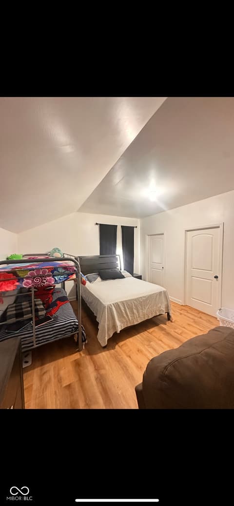 Photo of 1722 S Goodlet Avenue, Indianapolis, IN