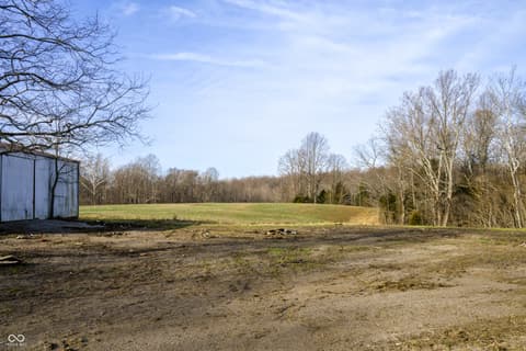 Yard at 8675 N State Highway 3, North Vernon, IN