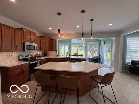 Photo of 4637 Shadow Ridge Boulevard, Greenwood, IN