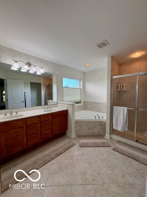 Photo of 4637 Shadow Ridge Boulevard, Greenwood, IN