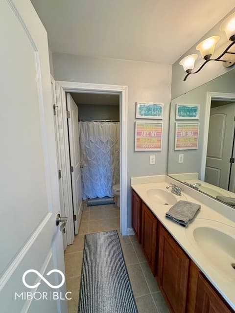 Photo of 4637 Shadow Ridge Boulevard, Greenwood, IN
