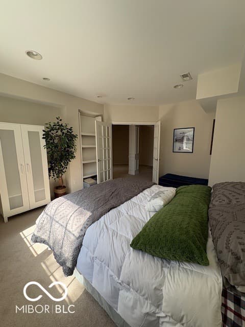 Photo of 4637 Shadow Ridge Boulevard, Greenwood, IN