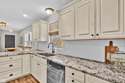 Photo of 560 Woodridge, North Vernon, IN