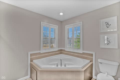 Photo of 560 Woodridge, North Vernon, IN