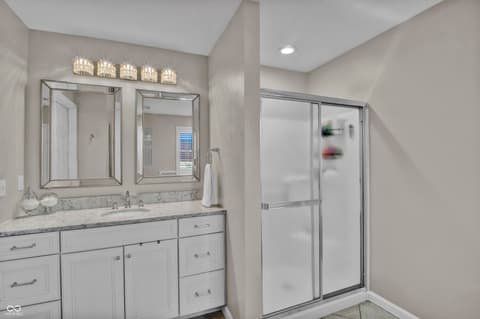 Photo of 560 Woodridge, North Vernon, IN