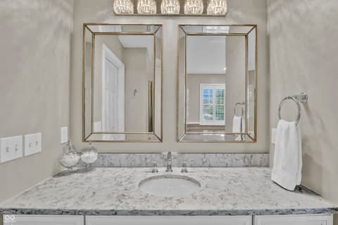 Photo of 560 Woodridge, North Vernon, IN