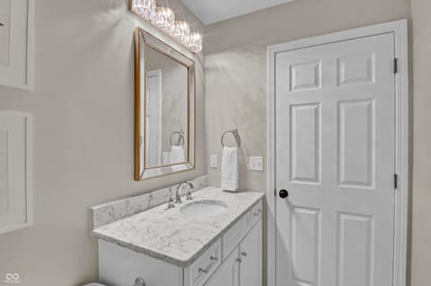 Photo of 560 Woodridge, North Vernon, IN