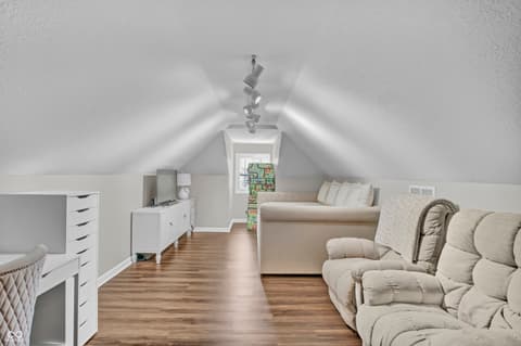 Photo of 560 Woodridge, North Vernon, IN