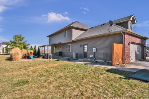 Photo of 560 Woodridge, North Vernon, IN