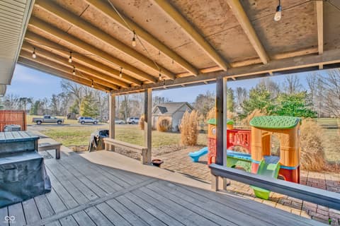 Photo of 560 Woodridge, North Vernon, IN
