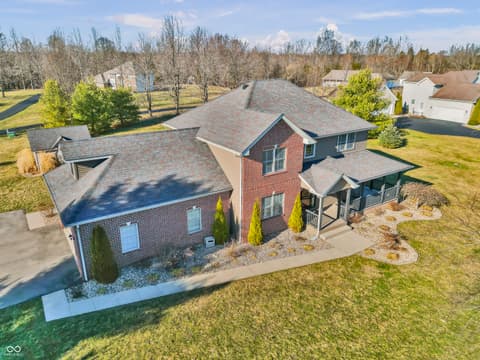 Photo of 560 Woodridge, North Vernon, IN