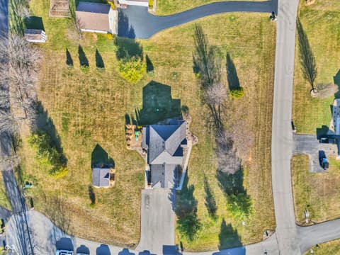 Photo of 560 Woodridge, North Vernon, IN