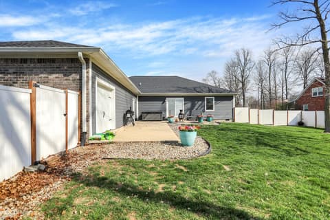 Photo of 3477 W 100 N, Greenfield, IN