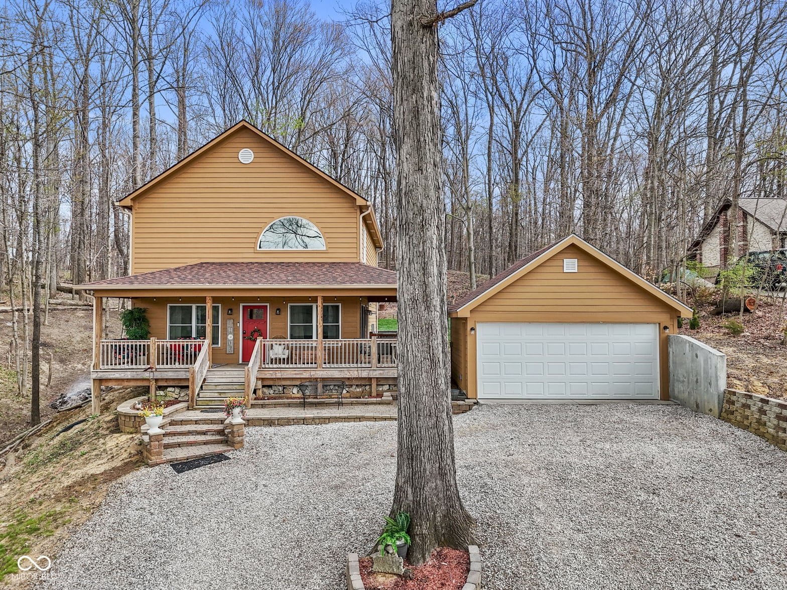 Front exterior at 4379 E Rembrandt Drive, Martinsville, IN