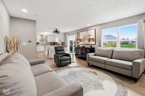 Living room at 6400 Avalon Boulevard, Avon, IN