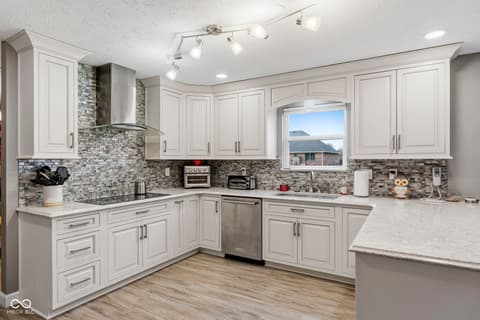 Kitchen at 6400 Avalon Boulevard, Avon, IN