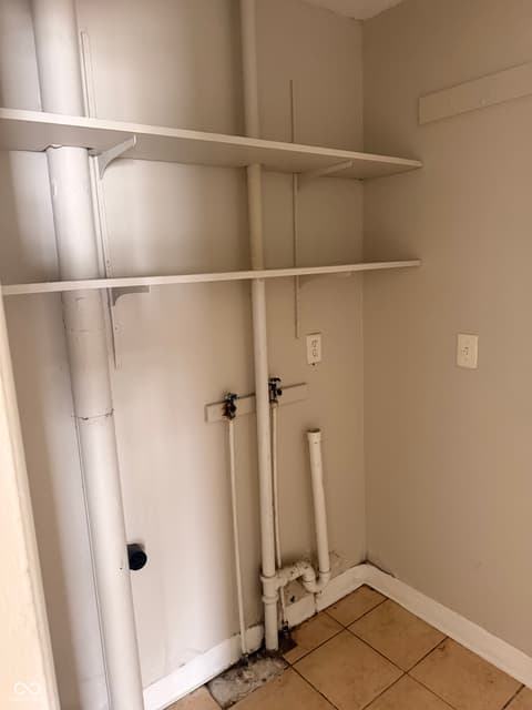 Laundry room at 9925 Catalina Drive, Indianapolis, IN