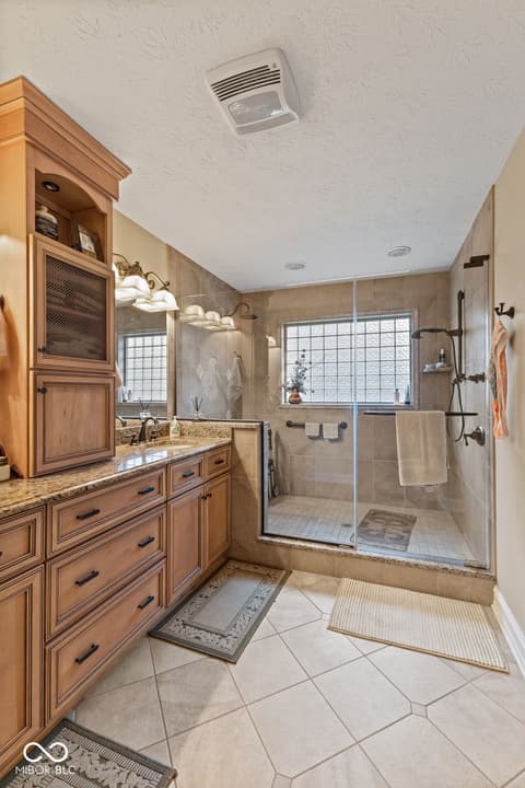 Photo of 10373 Quiet Way, Indianapolis, IN