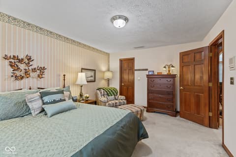 Photo of 10373 Quiet Way, Indianapolis, IN