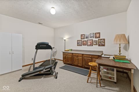 Photo of 10373 Quiet Way, Indianapolis, IN