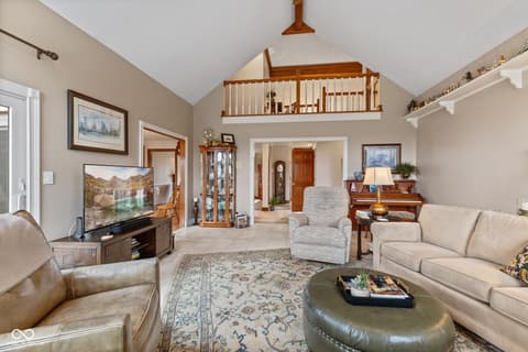 Photo of 10373 Quiet Way, Indianapolis, IN