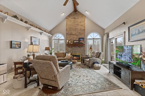 Photo of 10373 Quiet Way, Indianapolis, IN