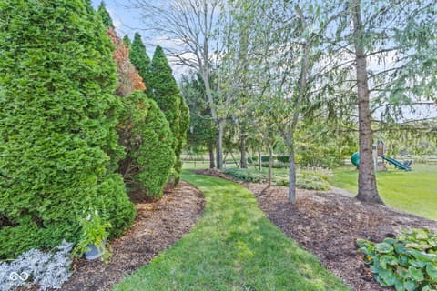 Photo of 10373 Quiet Way, Indianapolis, IN