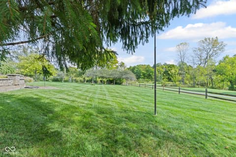 Photo of 10373 Quiet Way, Indianapolis, IN