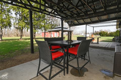 Outdoor living area at 2430 E Us Highway 136, Pittsboro, IN