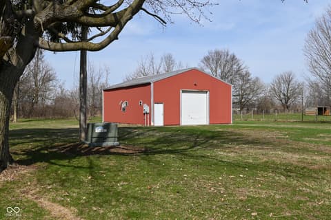 Out Buildings — 2430 E Us Highway 136, Pittsboro, IN