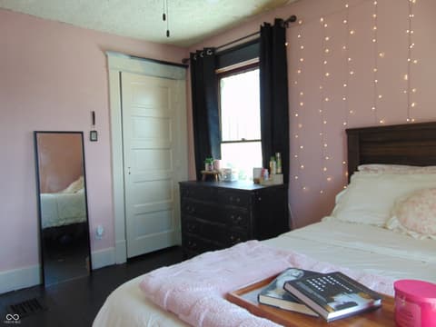 Photo of 1302 S Prairie Street, Frankfort, IN