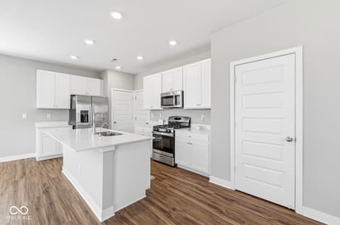 Photo of 2731 Grassy Branch Drive, Whitestown, IN