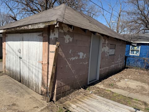 Out Buildings — 1342 Lee Street, Indianapolis, IN