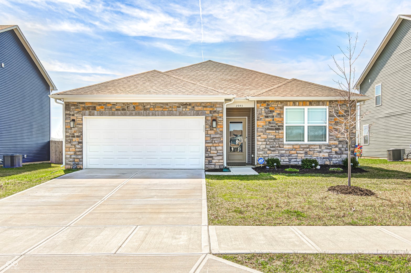 Front exterior at 1593 Fairmount Drive, Greenfield, IN