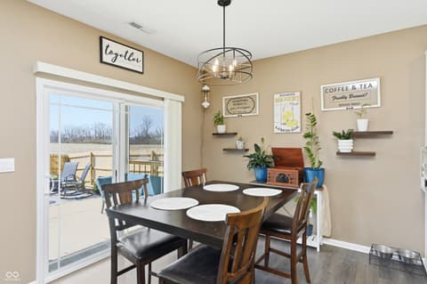 Dining room at 1593 Fairmount Drive, Greenfield, IN