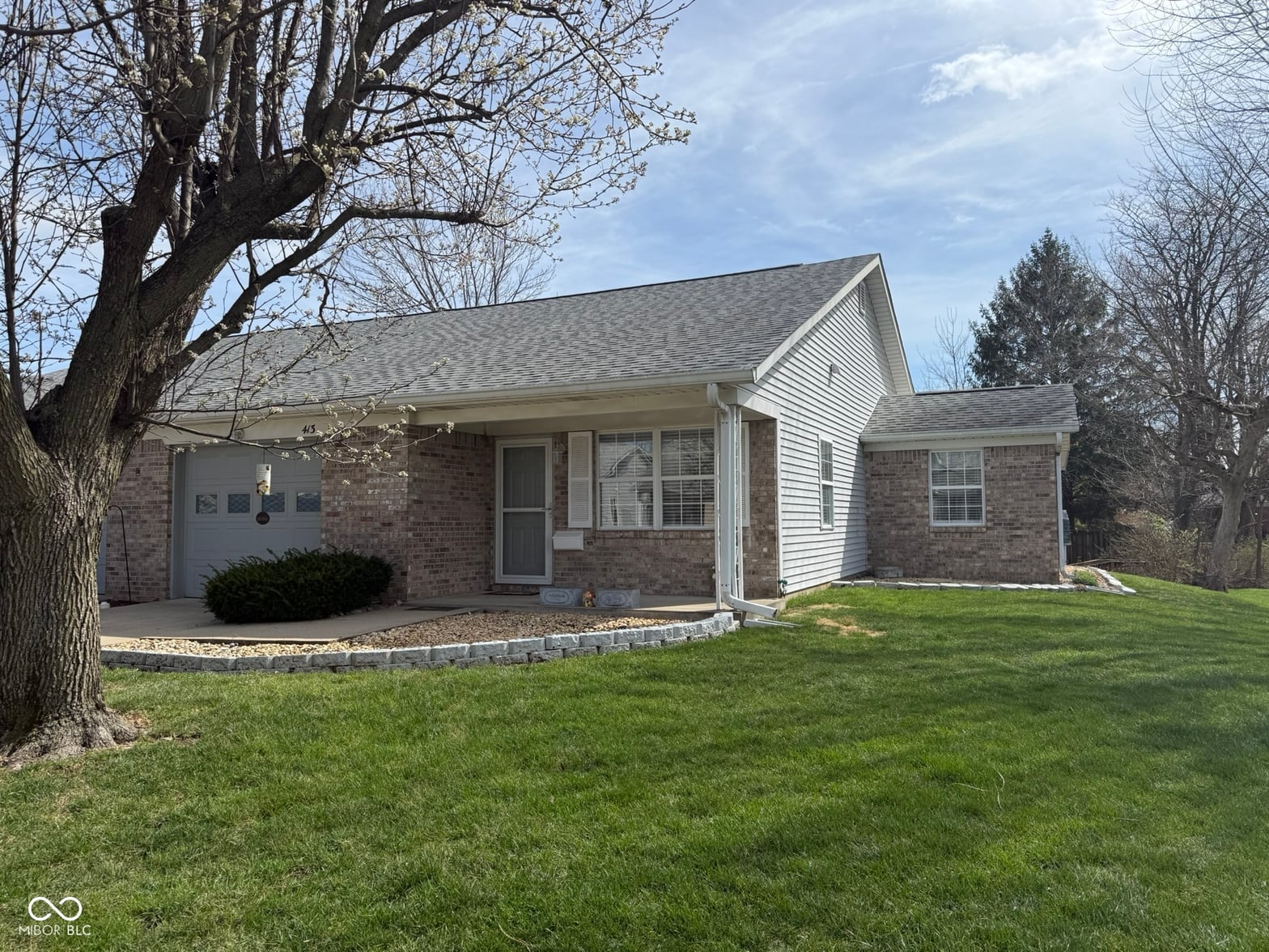 Photo of 413 Dangerfield Drive, Beech Grove, IN