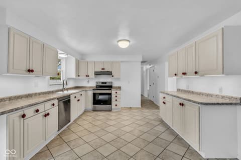 Kitchen at 18 Wilson Drive, Carmel, IN