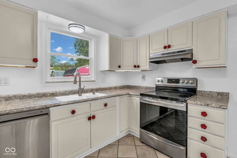 Kitchen at 18 Wilson Drive, Carmel, IN