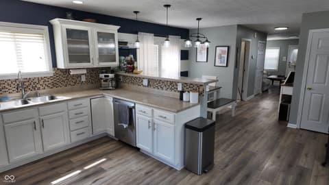 Photo of 1121 S Capitol Avenue, Indianapolis, IN