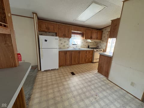 Photo of 3083 Van Bibber Lake Estate, Greencastle, IN