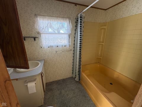 Photo of 3083 Van Bibber Lake Estate, Greencastle, IN
