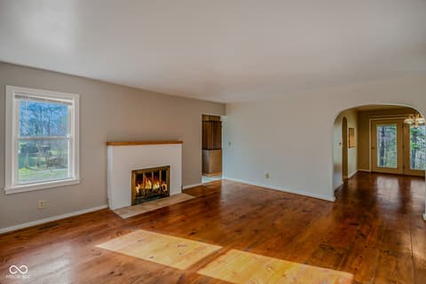 Photo of 996 Old State Road 46, Nashville, IN