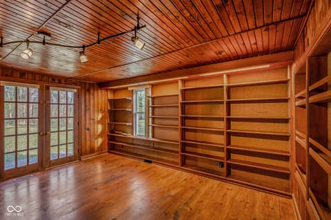 Photo of 996 Old State Road 46, Nashville, IN